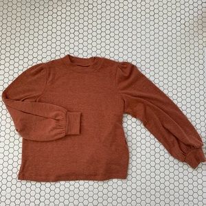 Slouch sleeve light weight sweater